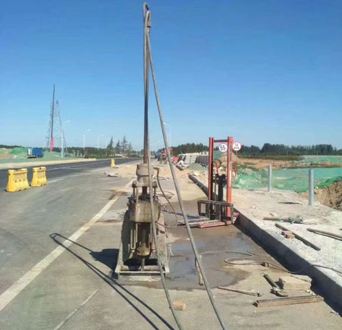 振兴公路高聚物注浆加固